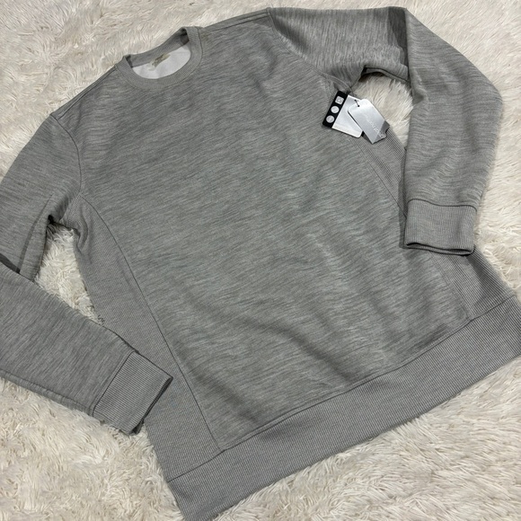 great northwest CLOTHING COMPANY™ PERFORMANCE Crew gray NWT Medium - Picture 1 of 10